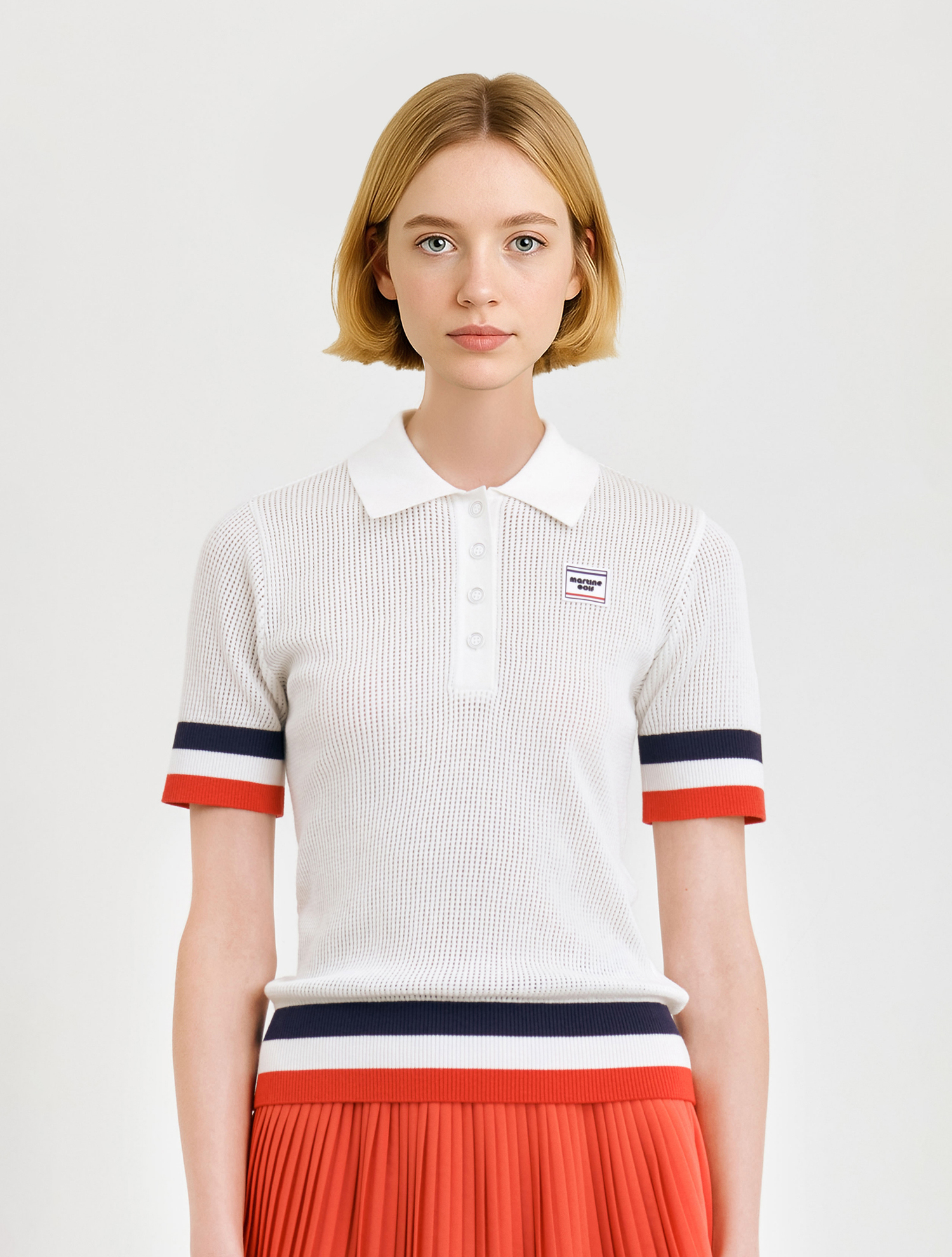 Tricolor Point Collar Sweater_White (QW0DRD20531)