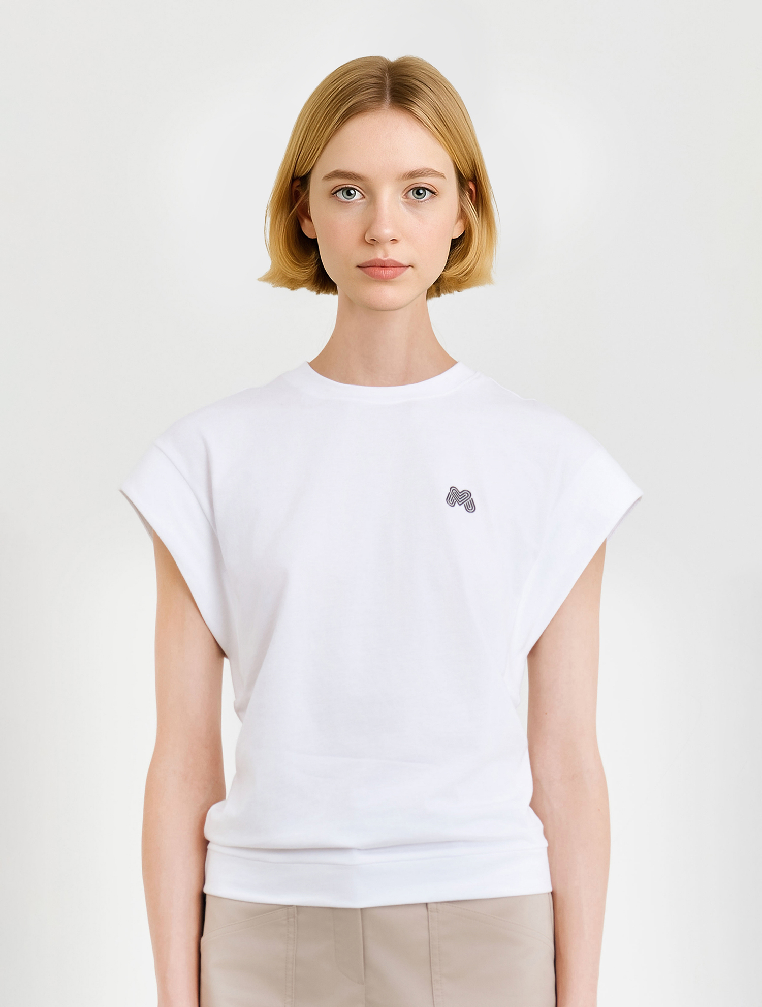 Round Sleeveless Shirts_White (QW0DKS22431)