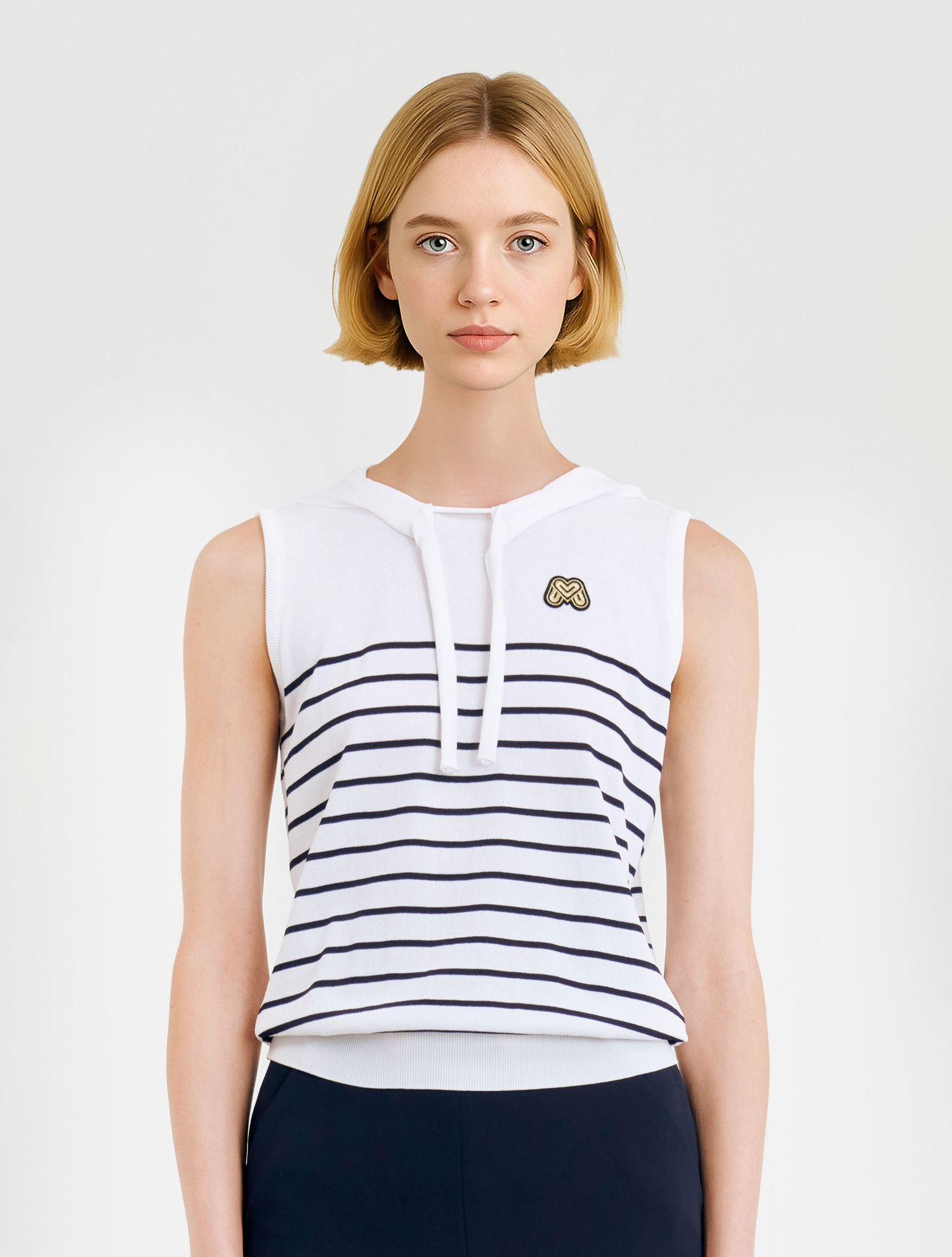 Sailor Collar Sleeveless Sweater_White (QW0DRD20831)