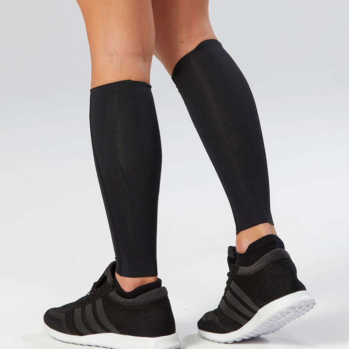 (공용) 2XU 라이트 스피드 콤프 카프 가드 UA3064BBLK-GLD