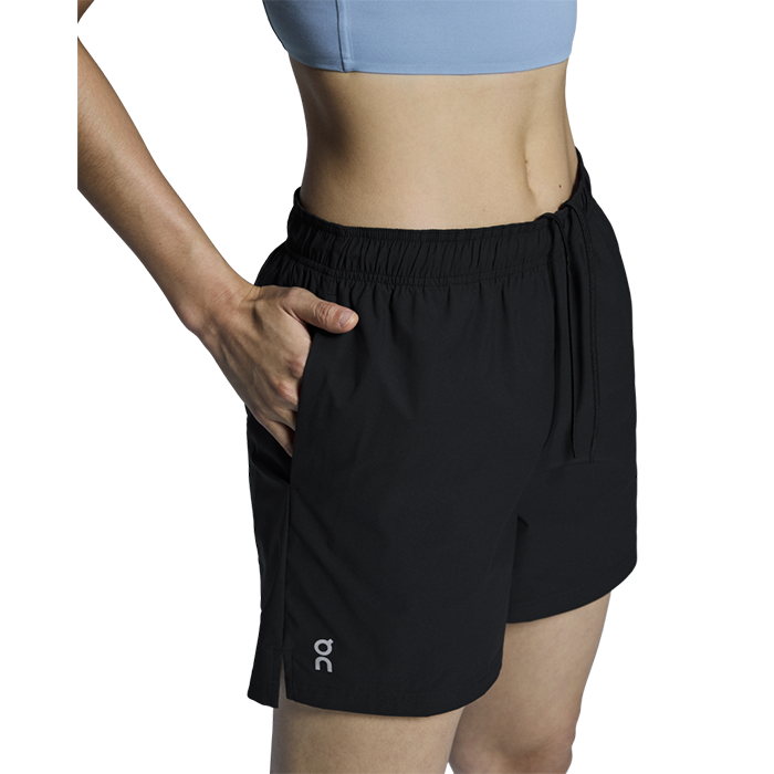 (여) 온 5' 코어 쇼츠 BLACK 1WF11050553