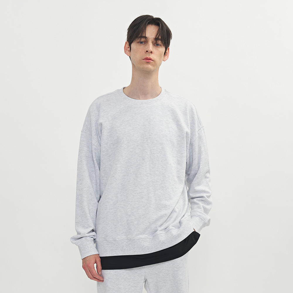 [리퀄]리퀄 남녀공용 오버핏 데일리 무지 맨투맨 RRPTMTE38003